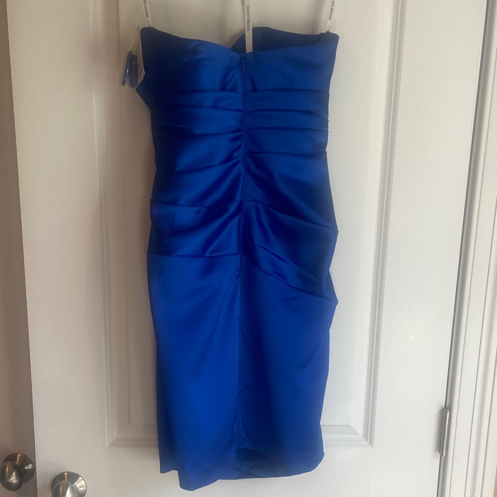 DAVID’s BRIDAL Short Blue Dress
Size 6 - Picture 8 of 10